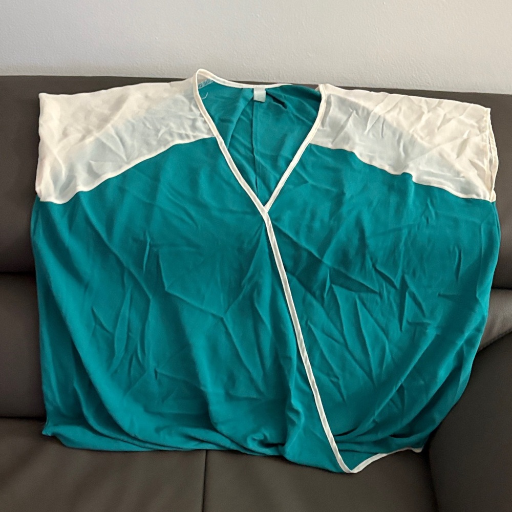 Tua Teal and White Blouse